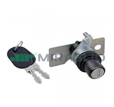 Chiusura cofano posteriore...