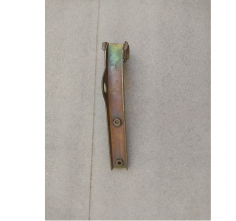 Staffa paraurto anteriore...