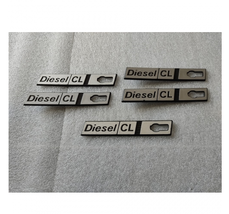 Sigla laterale sinistra...