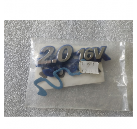 Sigla "2.0 16v" adesiva...