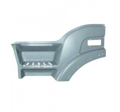 Pedana parafango anteriore...