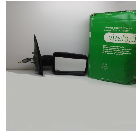 Specchio retrovisore...