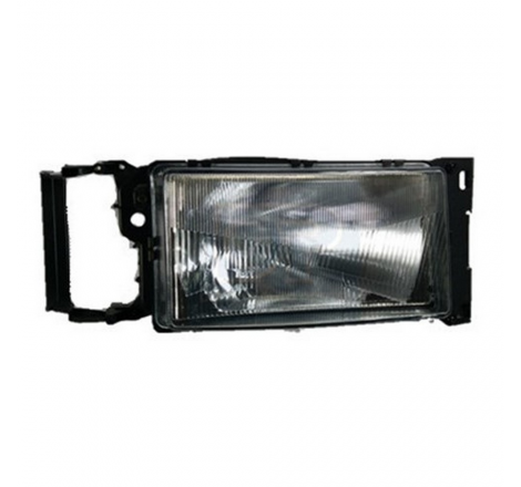 Faro anteriore destro...